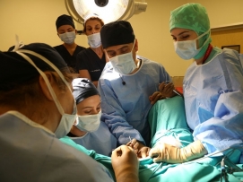 Labioplasti operasyonu- Hands eğitimlerinden bir kare.
